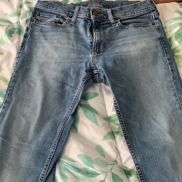 Hollister Jeans - Picture 2 of 3